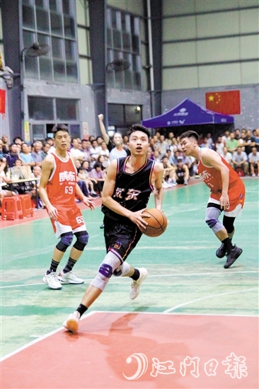 禮樂(lè)LBA上，球員們展現(xiàn)風(fēng)采。