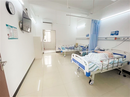 江門市結(jié)核病防治所著力改善院區(qū)環(huán)境，為患者提供優(yōu)質(zhì)服務(wù)。