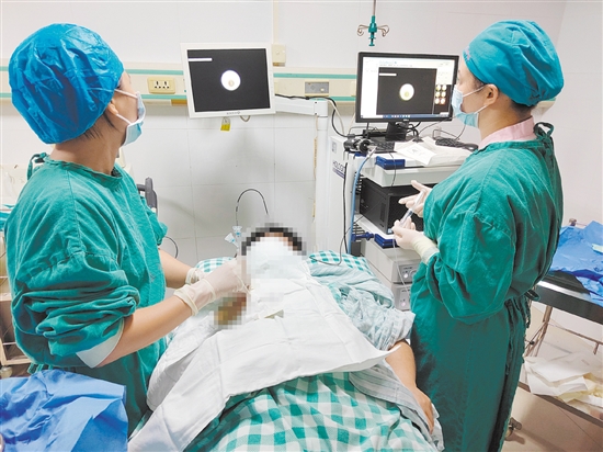 乳管鏡可對(duì)乳頭溢液性疾病進(jìn)行檢查。