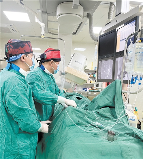 時間就是生命，開通卒中綠色通道快速救治腦卒中患者。