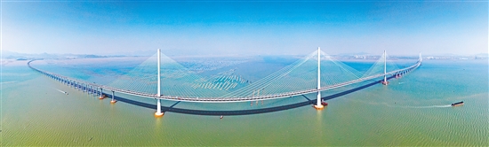 黃茅海跨海通道的通車，進一步促進了江門與澳門的交流與融合。