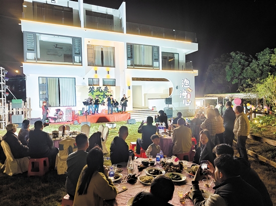 港樂專題音樂會讓香港、澳門游客大呼過癮。