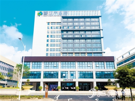 蓬江產(chǎn)業(yè)會客廳。李偉杰