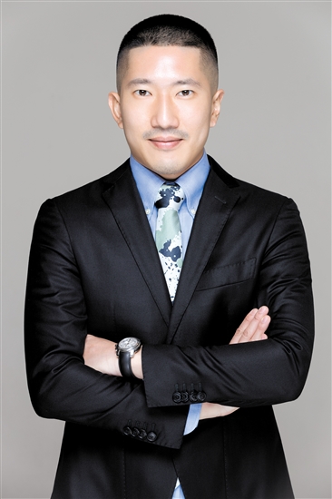 澳門江門青年會(huì)監(jiān)事長(zhǎng)、廣東澳月長(zhǎng)風(fēng)旅游