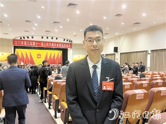 蓬江區(qū)人大代表、江門市理想家社會(huì)工作綜合服務(wù)中心法人兼總干事林嘉超