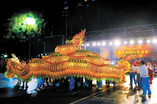 芝山紗龍是龍獅匯演的“重磅嘉賓”。