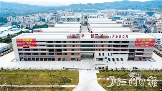 恩平智谷臨近國(guó)道G325，各項(xiàng)配套齊全。