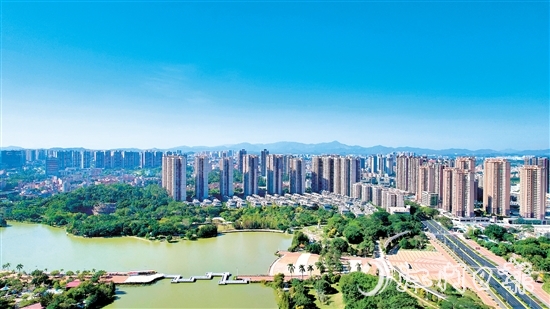 鶴山加速城市建設(shè)步伐，打造企業(yè)投資興業(yè)的首選之地。