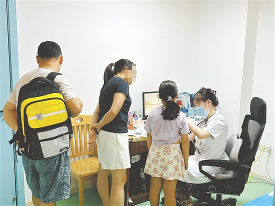 許多家長十分關(guān)心孩子的身高。