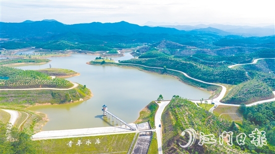 鶴山“樂動(dòng)鶴山·悅享源林”萬人徒步嘉年華將在鶴山市源林生態(tài)樂園舉行。