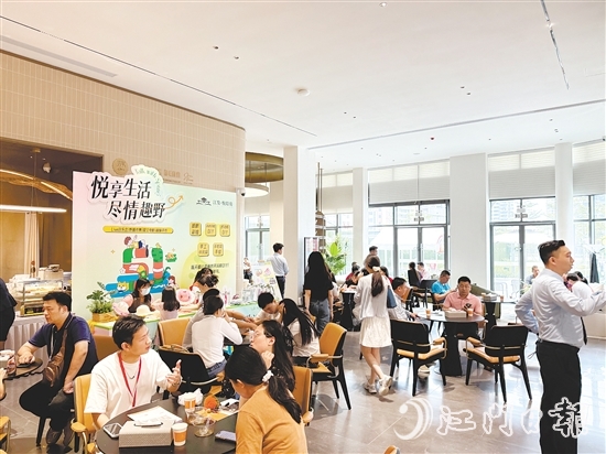 “五一”假期江海區(qū)房地產(chǎn)市場(chǎng)人氣火爆。圖為江發(fā)悅璟苑項(xiàng)目。