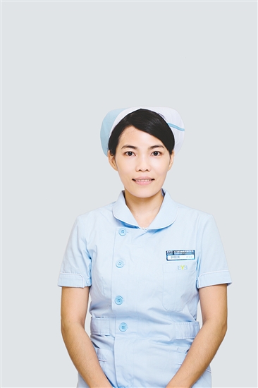 住院部護(hù)士長(zhǎng)鐘前美