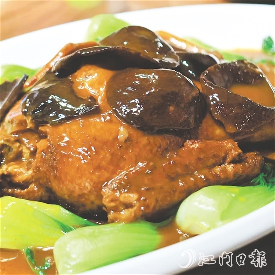 陳皮扒水鴨酥香軟糯。