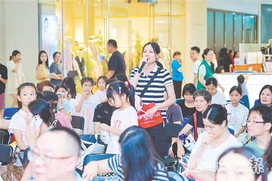 市民積極參與防范非法金融知識(shí)問答。