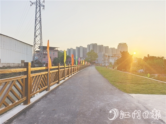 長(zhǎng)沙街道東樂村新陂河綠道新貌。