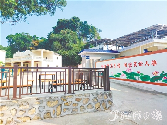 北陡鎮(zhèn)大步頭村基礎(chǔ)設(shè)施實現(xiàn)全面升級，村口閑置荒地經(jīng)過硬底化改造、增設(shè)健身器材，成為村民茶余飯后的“打卡點”。