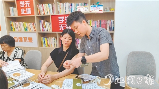 臺城街道精心培育“富民工坊”等一批特色鮮明、廣受好評的常態(tài)化服務(wù)品牌，切實(shí)增強(qiáng)居民的認(rèn)同感和歸屬感。