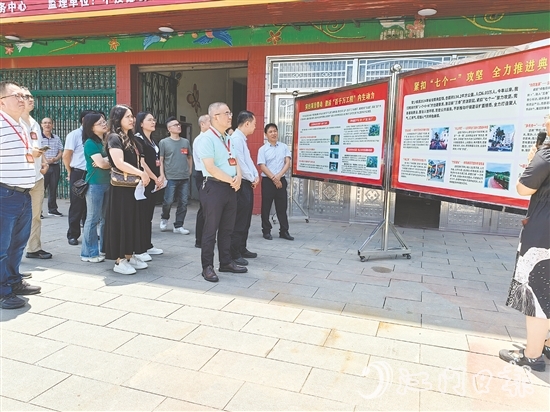 恩平市人大常委會組織人大代表外出交流，學(xué)習(xí)發(fā)展經(jīng)驗。