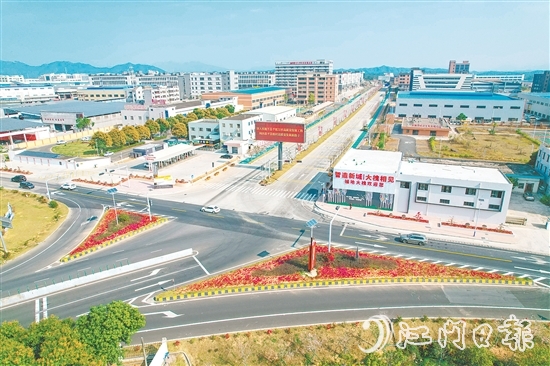 恩平工業(yè)園發(fā)展迅速，大槐集聚區(qū)成為恩平市智能裝備制造業(yè)發(fā)展的核心區(qū)。