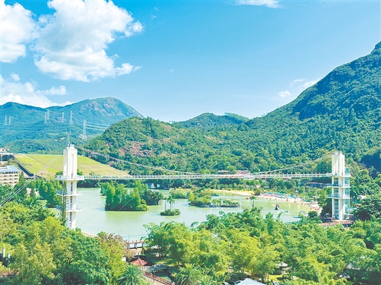 在古兜溫泉度假區(qū)享受愜意度假生活。