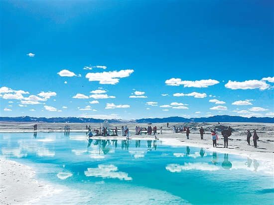 “甘青游”所到的景點(diǎn)景色優(yōu)美。