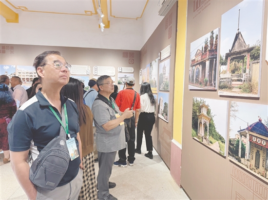 “百年僑韻·筑夢(mèng)臺(tái)山”華僑建筑展覽多元展示僑鄉(xiāng)文化。