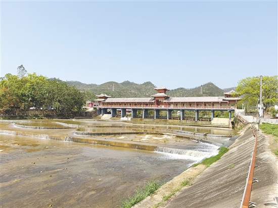 今年，址山鎮(zhèn)將重點推進將軍陂水經(jīng)濟文旅項目，打造農(nóng)文旅融合發(fā)展的新地標、鎮(zhèn)級“爆款”項目。