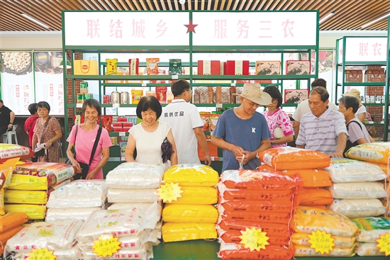 鶴山市供銷合作聯社將持續(xù)做強“鶴山優(yōu)品”品牌，推動品牌年銷售額突破1000萬元。