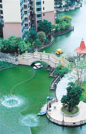 錦富匯景灣小區(qū)環(huán)境優(yōu)美。