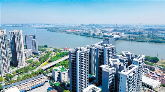 博學(xué)名苑是市區(qū)首個推出“以舊換新”服務(wù)的樓盤。