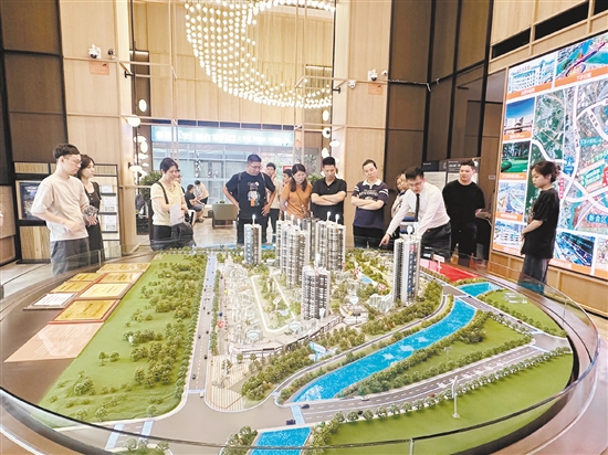 部分樓盤人氣旺。