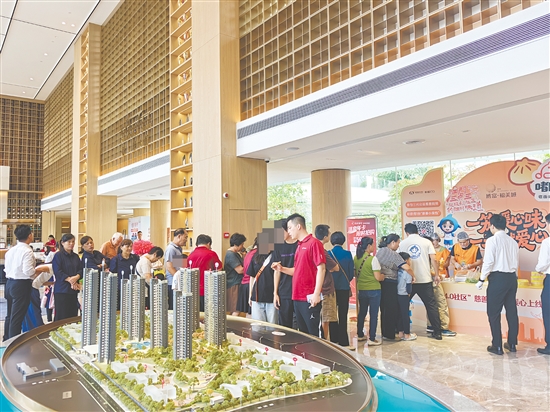 隨著促銷政策與活動(dòng)的疊加，近期我市不少樓盤人氣不俗。