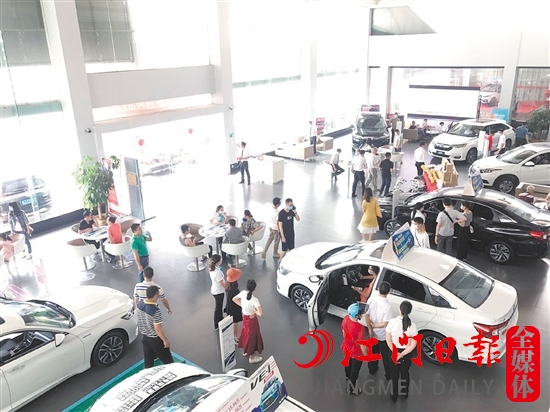 補貼的發(fā)放，將進一步激發(fā)消費者的購車熱情。