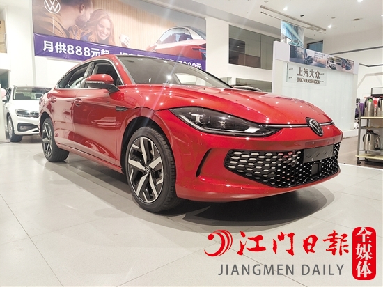 凌渡L外觀動感十足。