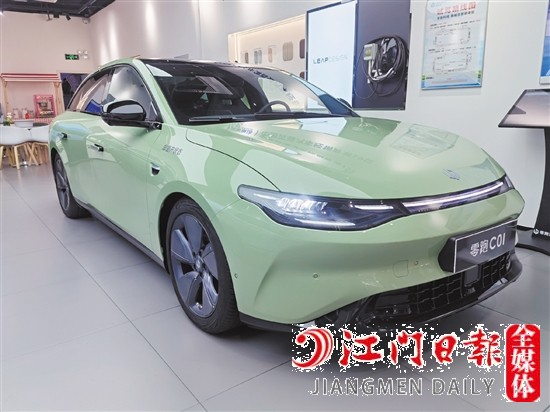 零跑C01外觀時尚動感。