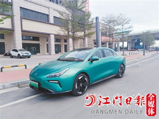 合創(chuàng)A06外觀時尚動感。