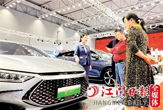 自主品牌汽車越來越受消費(fèi)者關(guān)注。